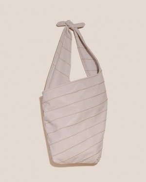 Hereu Costura Patchwork Knotted Women's Hobo Bag Cream | NZ-79LJDRBZK