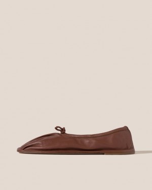 Hereu Puntera Pleated-toe Women's Flats Brown | NZ-38SKIGZUX