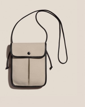 Hereu Terra Square-flat Men's Crossbody Bag Cream / Black | NZ-83ZNXPCIL